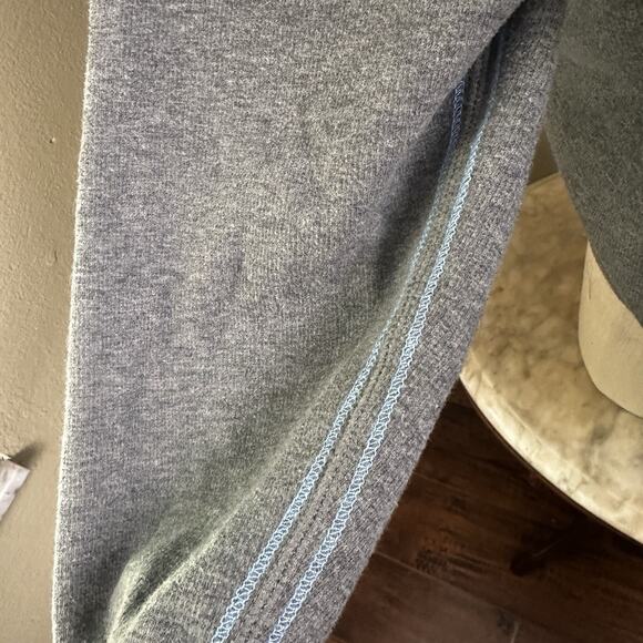 Tommy Bahama Men L 1/4 Zip pullover Gray - Picture 11 of 16